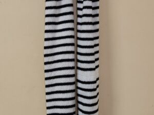 Black and white tube wool scarf